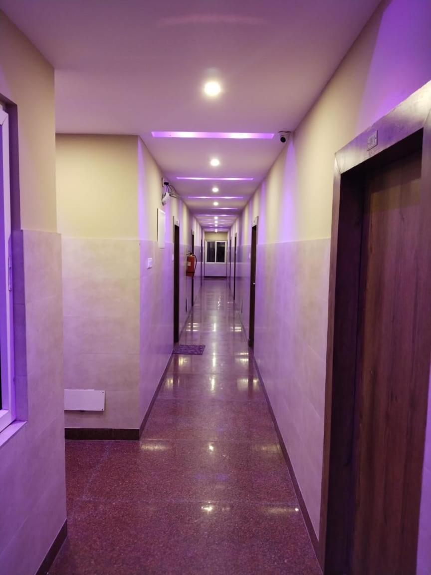 Hotel Greenland Luxury Puri Exterior photo